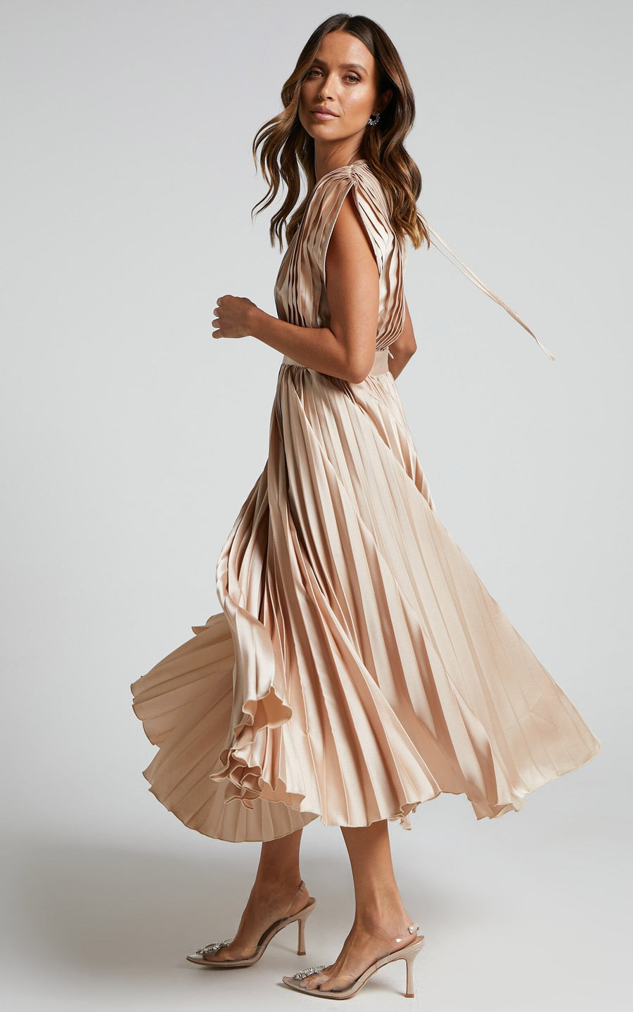 Smellmail™-Timeless Elegance: Draped V-Neck Pleated Skirt Dress