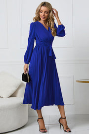 Smellmail™-Slim fit pleated belted V-neck dress