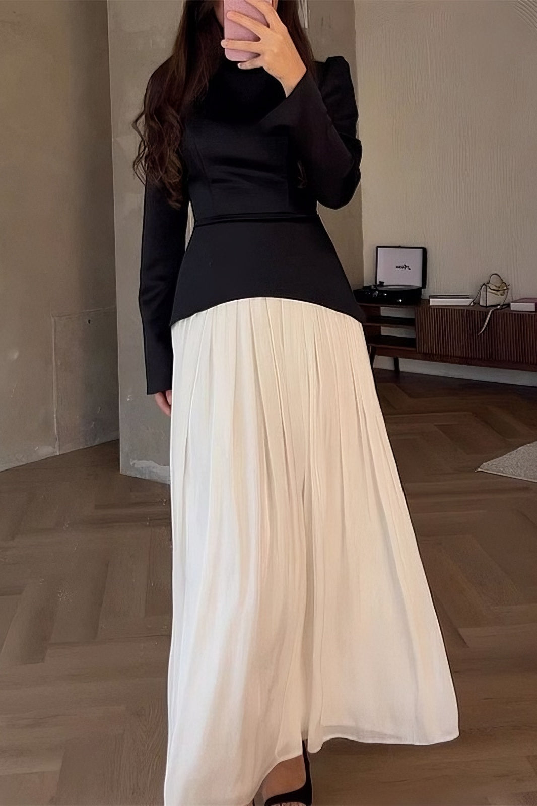 loveedsTM-Solid color fashionable stitching design round neck pleated long skirt