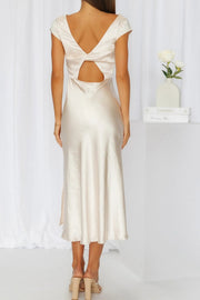 Smellmail™-Satin Cowl Neck Twisted-back Slit Dress